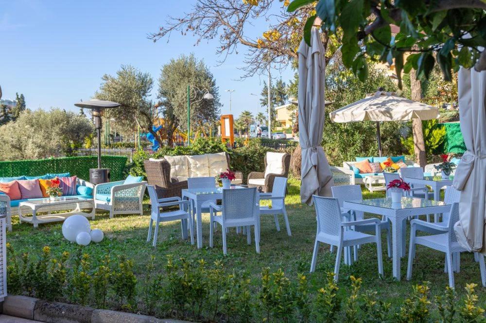 The View City Hotel Kuşadası Buitenkant foto